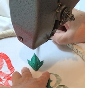 第３７回 第二部 「横振り刺繍とは糸で描く芸術だ！」 | 縫製研究室 ...
